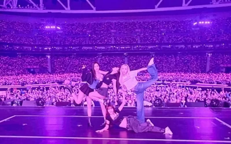 BLACKPINK on stage at Tokyo Dome — DEADLINE World Tour, January 2026