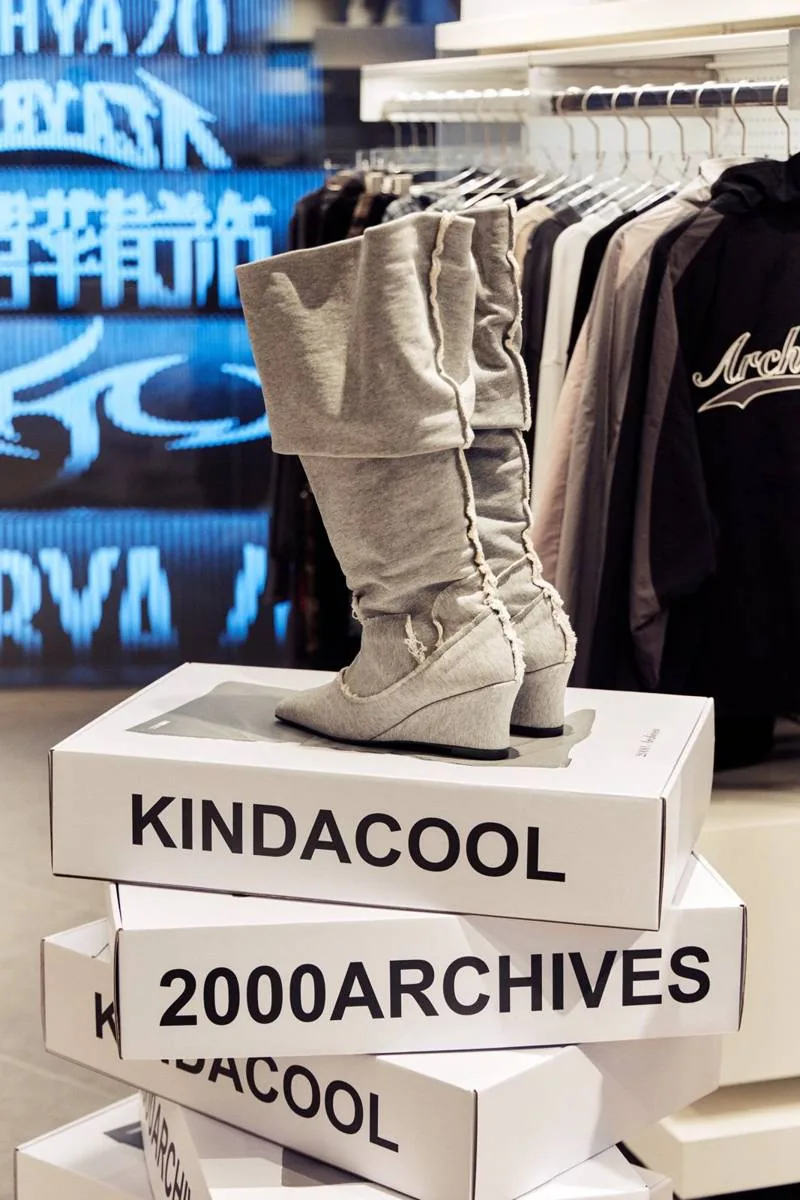 Kindacool × 2000Archives at Lotte Department Store